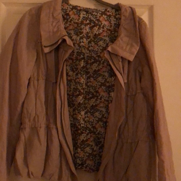 Spring/Summer light weight jacket - Picture 2 of 4